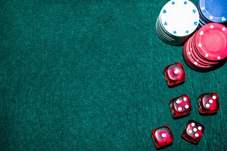 Dealer profesional di meja roulette Boom City dengan tampilan multi-kamera