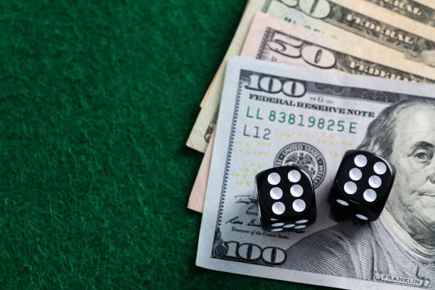 Dealer profesional Teen Patti di zenwin dengan tampilan multi-kamera